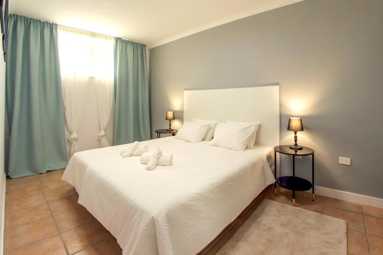 Beautiful Spacious 1 Bedroom With A Pool, Marina Palace 608 Дом отдыха Плайя-Параисо